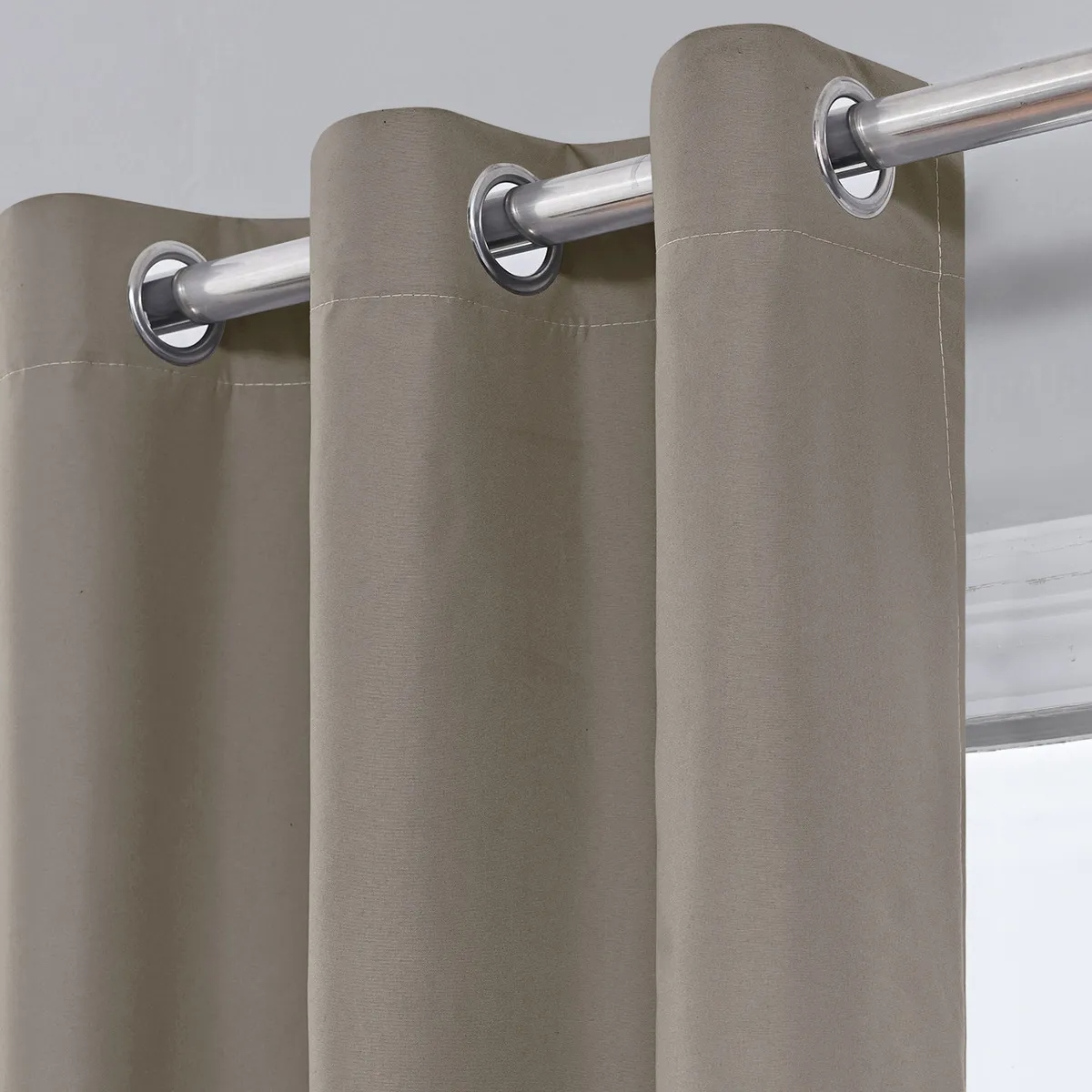 Cortinas Blackout Engomadas